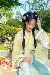 踹飞渣父子后，玄学大佬一卦抵万金结局+番外