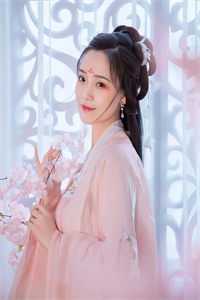 他吻的是她的墓碑鹿晚林深无删减全文